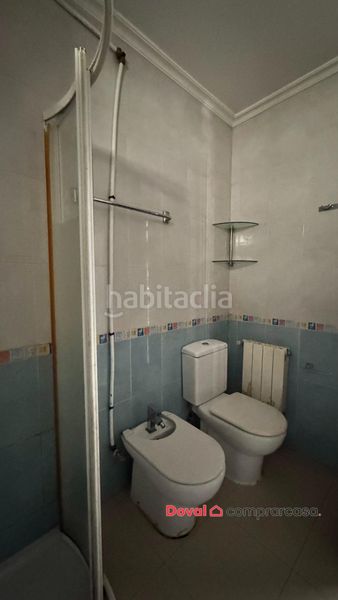 Foto eab930a3-137f-423f-be49-227da9b9616c. Casa amb calefacció aparcament a Lavadores Vigo