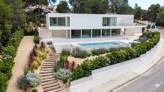 Maison à Cala Vinyes. Villa falcó cala viñas
