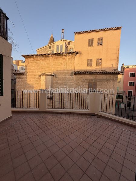 Foto 54776ce1-7b55-4bdf-87cc-c8fdc30968b3. Àtic a La Missió Palma de Mallorca
