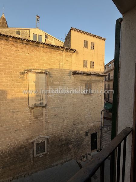 Foto 6b2b56f5-6e65-4d28-b190-2fe50df3df79. Àtic a La Missió Palma de Mallorca