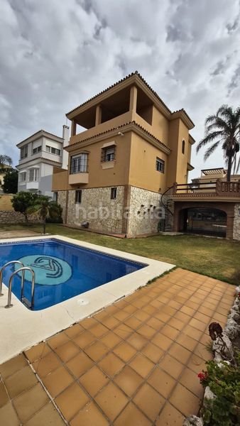 Foto 4d6014cd-ba97-46ed-ac0f-156908df15ee. Casa amb calefacció aparcament piscina a San García Algeciras