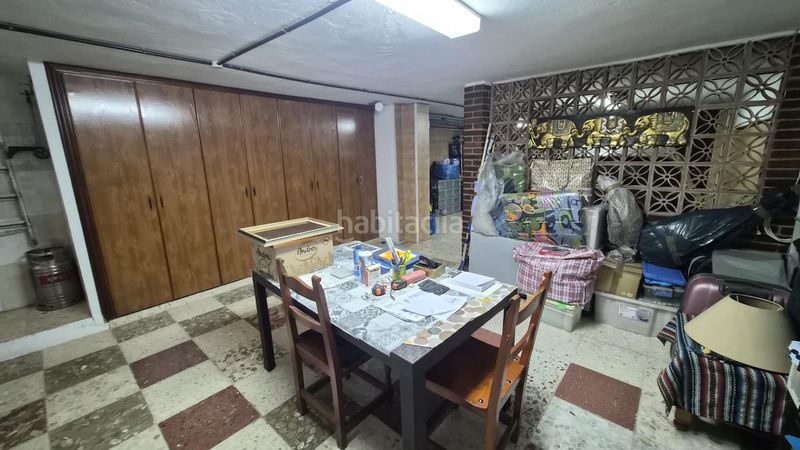Foto 8f7b3d6f-3041-4617-8415-0d29b3838c69. Casa adosada vivienda unifamiliar de 3 plantas con jardín, terrazas y garaje en Algeciras