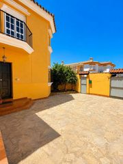 Casa adossada a El Rinconcillo
