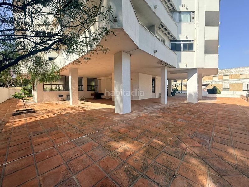 Foto b70bd677-278d-4cd9-9b87-e431f024a7a5. Pis amb aparcament piscina a Casco Antiguo Algeciras