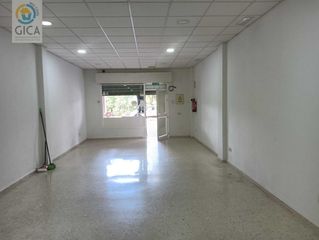 Local Comercial a Avenida Oceanía