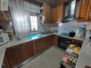 Casa  Calle ruiz tagle. Se vende  casa con gran garaje en san isidro
