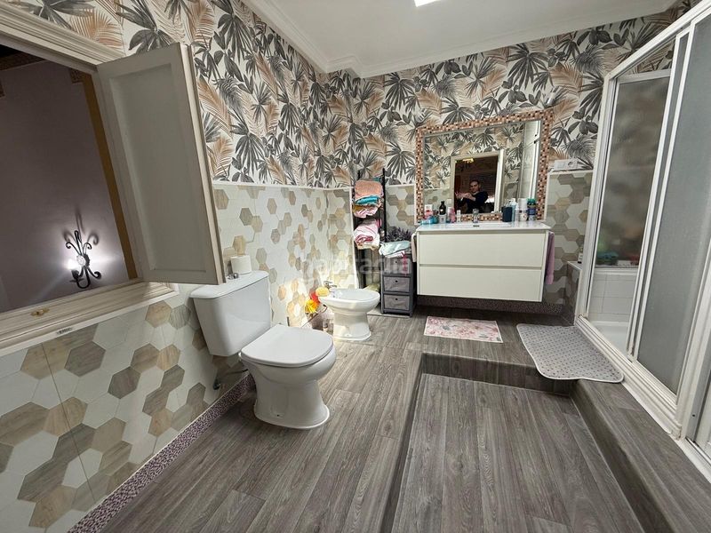 Foto e062711e-38a3-40e6-b51a-8d092e605770. Casa amb aparcament a San José-San Bernardo Línea de la Concepción (La)