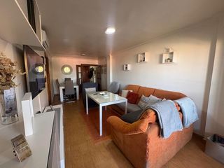 Pis a San Bernabé. Amplia vivienda reformada con vistas a la bahía