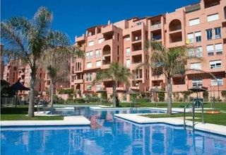 Piccolo appartamento in El Castillo. Vive el mediterráneo a un paso del mar en manilva