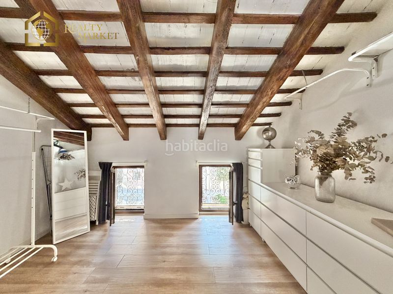 Foto 633fbd9e-7784-4429-810c-89732a6e3990. Casa adossada amb calefacció a El Cabanyal-El Canyamelar Valencia
