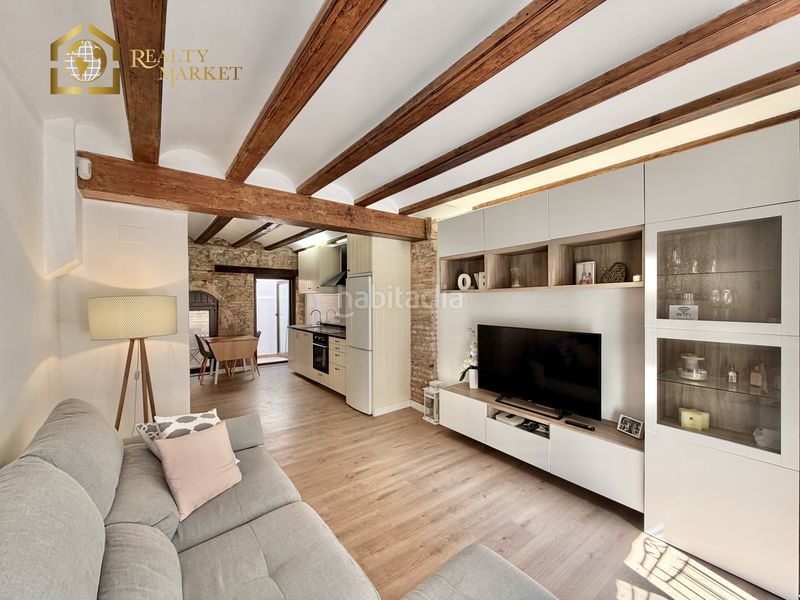 Foto c24867da-c5d3-4ad9-ba30-8b05fcd8f6b3. Casa adossada amb calefacció a El Cabanyal-El Canyamelar Valencia