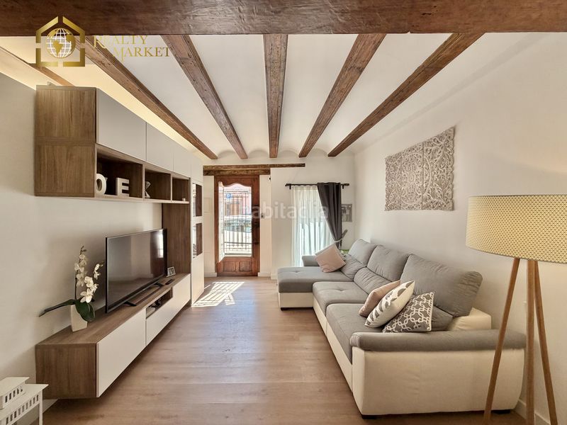 Foto db249c96-aa4c-4d59-a35d-42adfe675e2a. Casa adossada amb calefacció a El Cabanyal-El Canyamelar Valencia