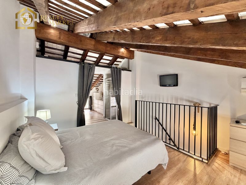 Foto f987730d-3668-46ce-aebe-2d0966a20f92. Casa adossada amb calefacció a El Cabanyal-El Canyamelar Valencia