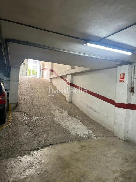 Foto eac37c22-1528-484c-aa6e-6c3c5447586a. Parking coche parking para coche pequeño o motos en Badalona