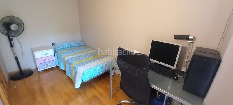 Foto f37b5742-d97d-4df8-86a0-f7599c823a67. Pis amb calefacció a Carmel Barcelona
