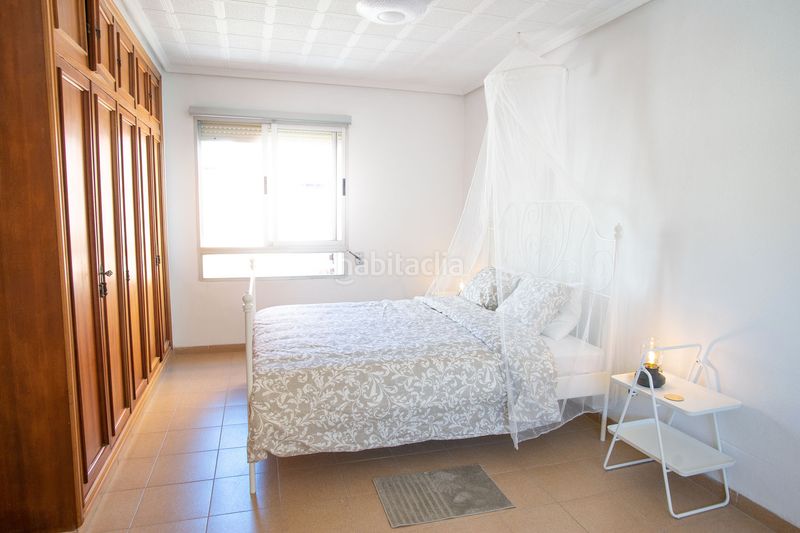 Foto c0a52240-face-45d8-bb69-62f73b9d1c64. Casa a carrer del rosari 80 a El Cabanyal-El Canyamelar Valencia