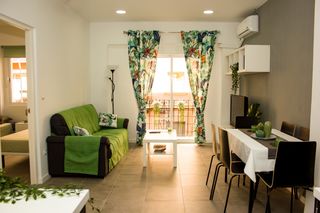 Rent Flat in Carrer de roderic d'osona 9. Ideal para 3 estudiantes!