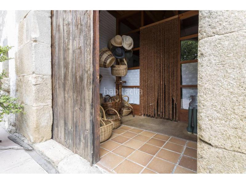 Foto 0cdf2307-416c-44b8-85a3-5f71ee732da1. Masía masia en venta en Anglès