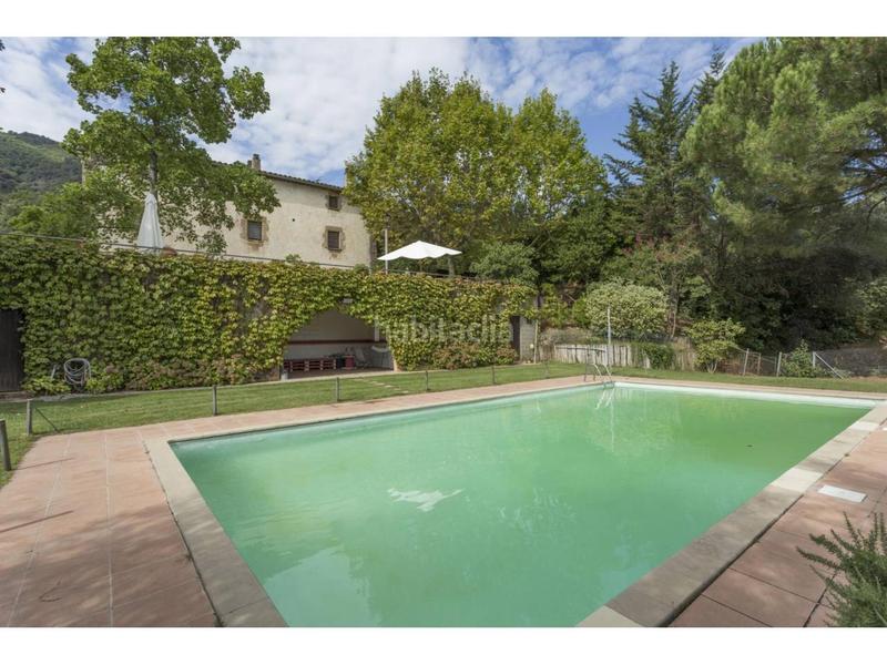 Foto 347081fe-b797-40e0-85c7-a5f793621384. Masía masia en venta en Anglès