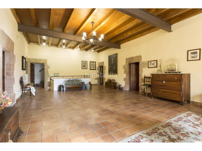Foto 947f6e69-4617-49e1-8f02-19e496510ad7. Masía masia en venta en Anglès