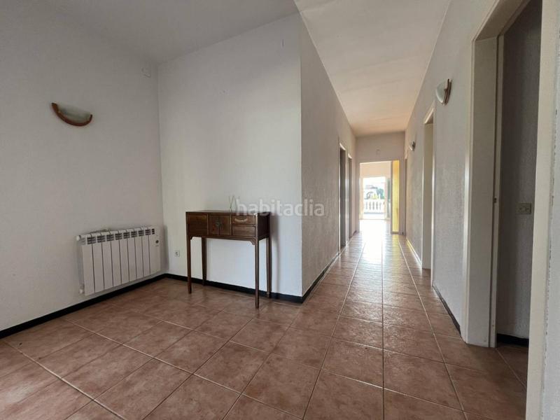 Foto 2262b36a-dd46-48db-a094-24b5a7baf013. Maison avec parking piscine dans Tordera - Fluvià - Llobregat Empuriabrava