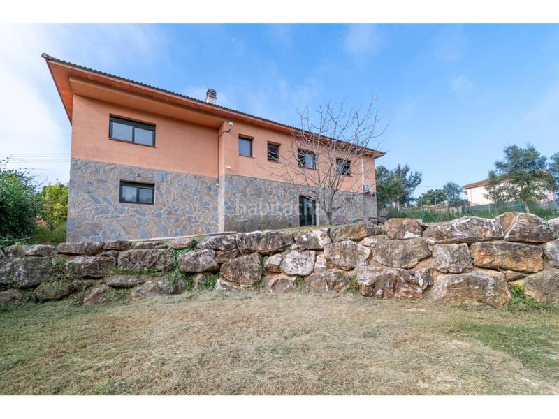 Foto d4c33497-c2ce-4617-b191-b91274014f17. Casa en pi 12 casa unifamiliar aislada en Sils