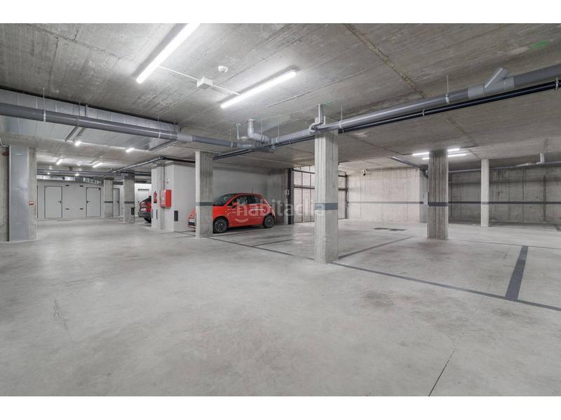 Foto b16b2c5a-ce04-4ef5-b9bc-ad139e858a2c. Piso  en venta en Vilablareix