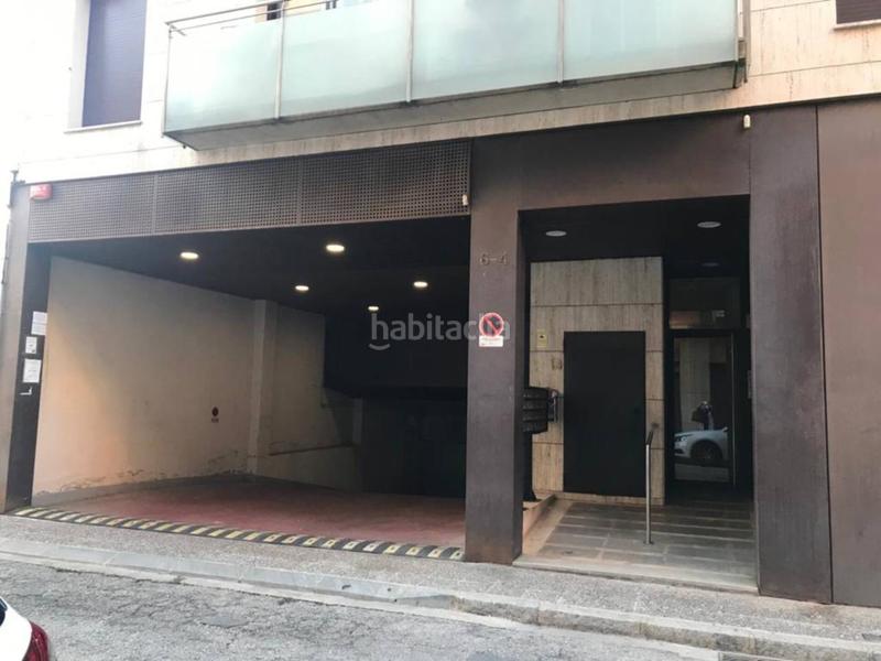 Foto 0fa79a47-bcf2-412a-8472-59b2b5785f64. Affitto posto auto in Eixample Sud-Migdia Girona
