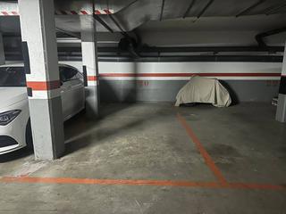 Aparcament cotxe  Joan alsina. Garatge en alquiler en migdia casernes17003