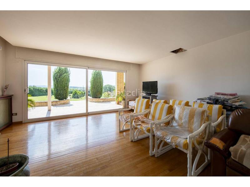 Foto 73103136-cc47-4242-805e-0f5454a9ea12. Xalet amb calefacció a Cornellà del Terri