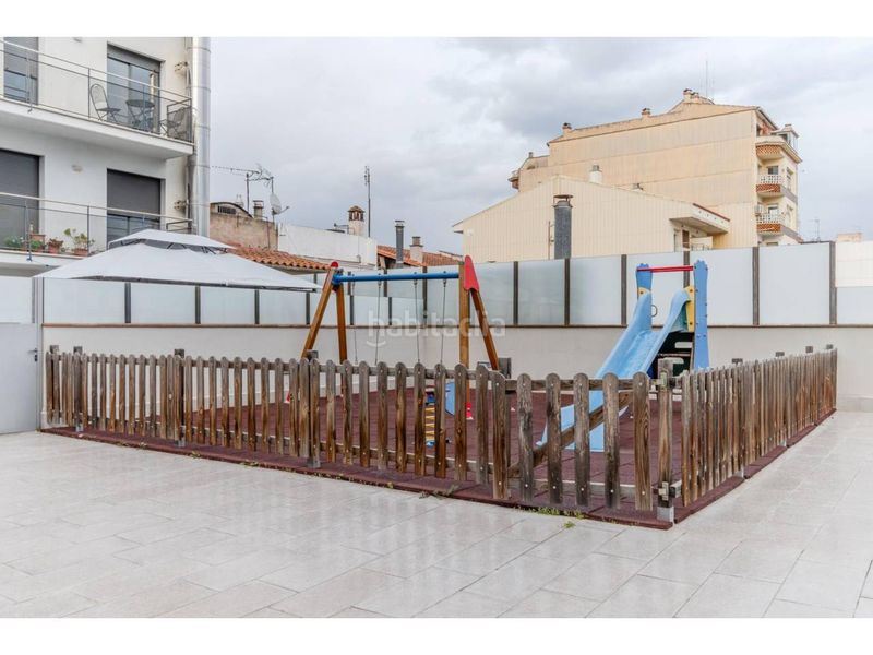 Foto 56fa46c9-5bf0-437d-b16a-d18dfe271fac. Àtic amb calefacció aparcament piscina a Veïnat Salt