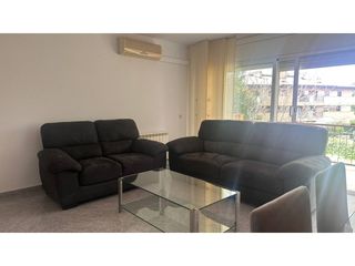 Lloguer Pis  Calle josep maria dalmau i casademont. Pis en alquiler en montjuïc