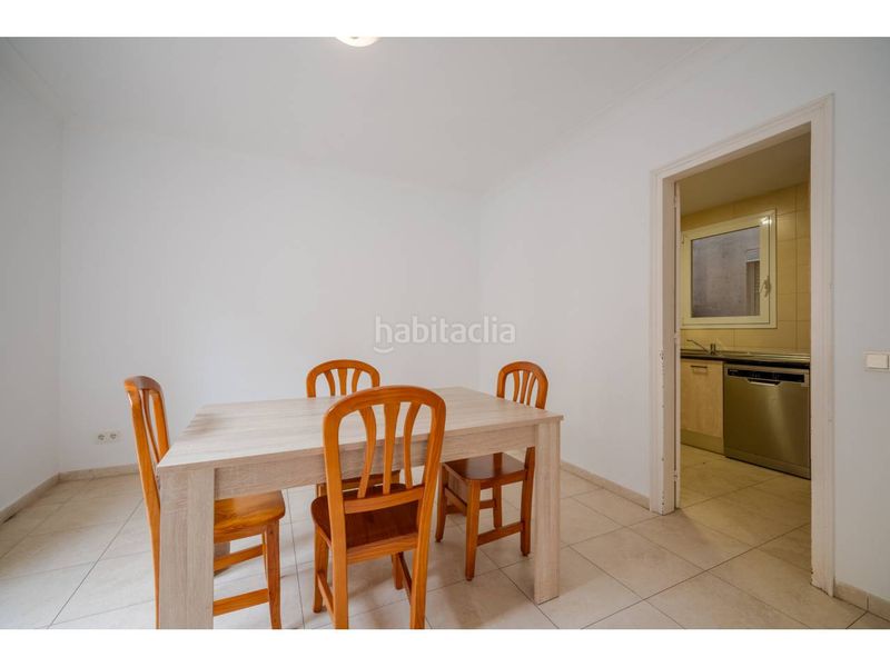 Foto d670d0d9-a900-4a7b-b22e-4f823e3ad53e. Pis a Eixample Sud-Migdia Girona