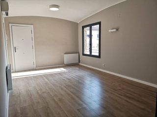 Location Appartement  Callejon santa eugènia. Piso en alquiler en zona de la punxa