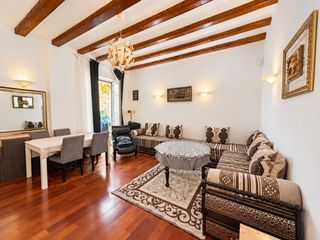 Piso en Raval. Vivienda reformada con encanto