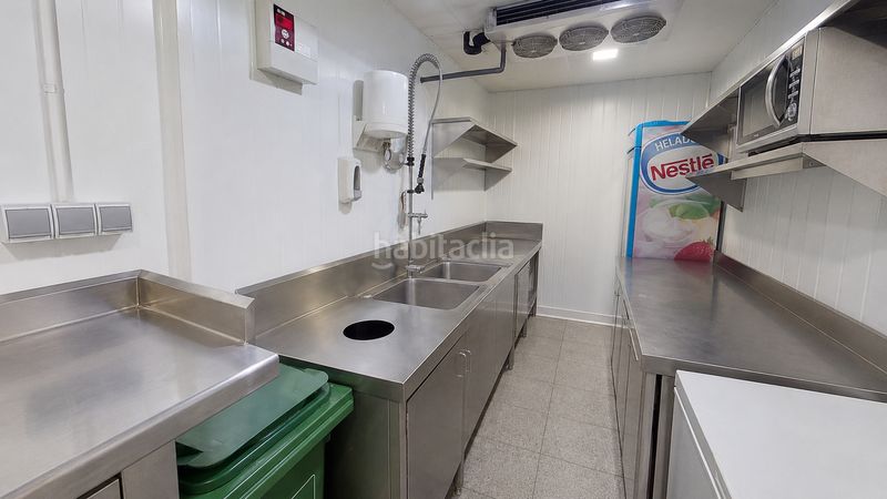 Foto 010aa7a5-6a58-428b-b4d4-ae681275cea6. Edificio  restaurante en centro en Centre Santa Coloma de Gramenet