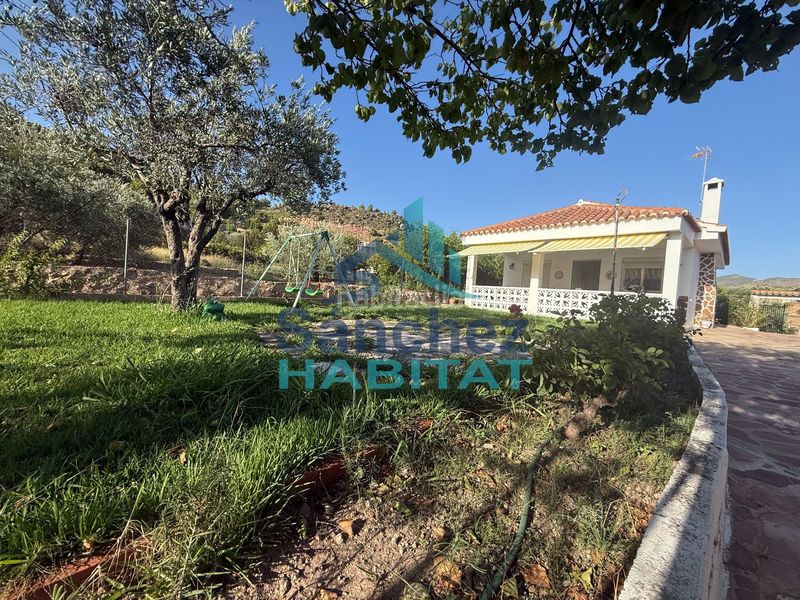Foto 56516618-6681-4453-990a-e4a54be25648. Casa in 7 in Chelva