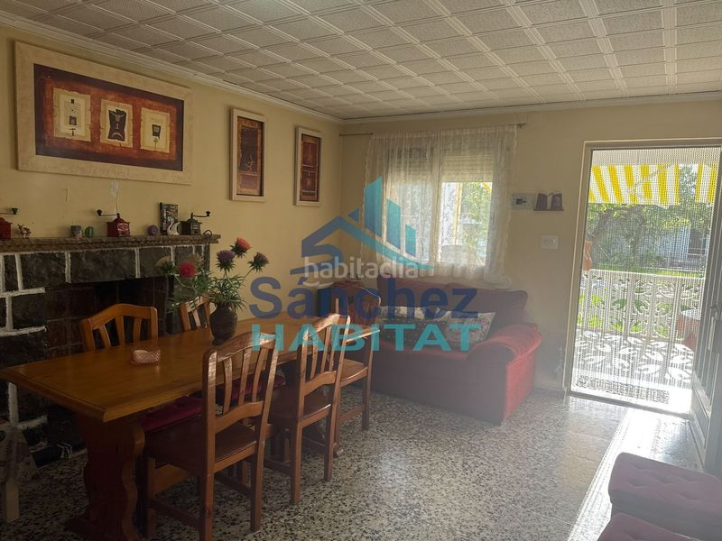 Foto e67bcd5d-dd0e-436f-a7dc-3e433737b597. Casa in 7 in Chelva