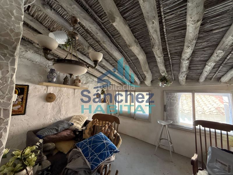 Foto c43e7016-e730-4b9a-8599-c7a66efa4be2. Masia a Chelva