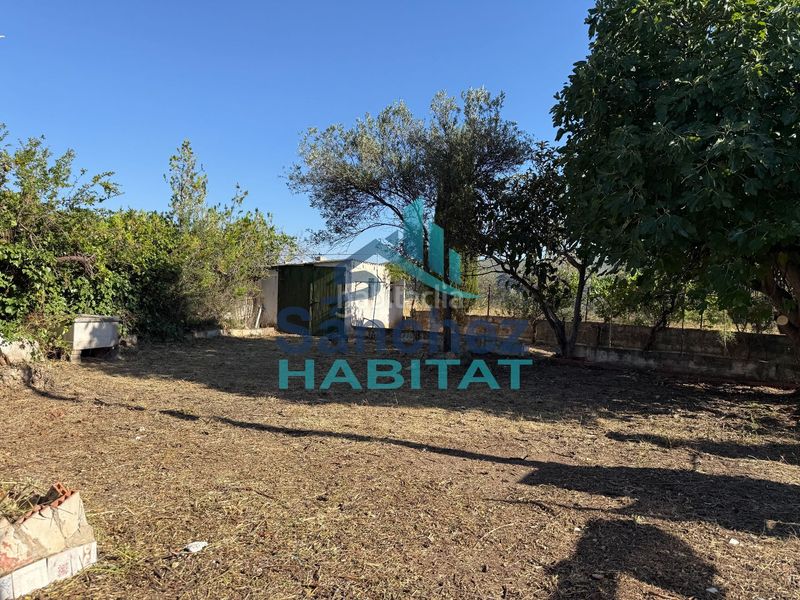 Foto 1d7291b9-0b45-447d-afe0-6dda35d9a63a. Casa chalet a reformar en Calles