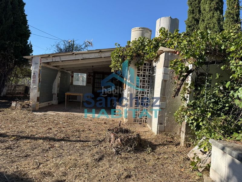 Foto 307419e5-b55c-454d-a263-a21ba8c76c10. Casa chalet a reformar en Calles