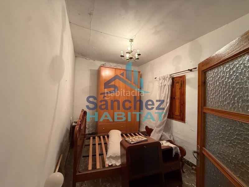 Foto daaa9869-1f1f-47a4-982e-04c2395a3eaa. Casa chalet a reformar en Calles