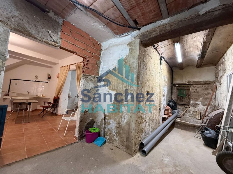 Foto 4ee3d376-ae49-47f9-80b3-2933df0bc6bc. Masia a bolea 34 a Chelva