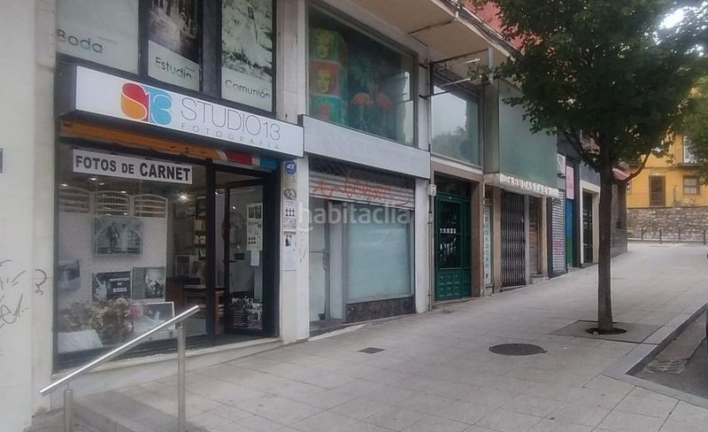 Foto f6dc81d2-af12-4662-9c34-c3088005af7a. Local comercial a Puerto Chico Santander