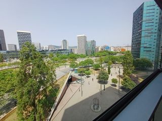 Rent Flat in Plaça d'europa 23. Piso confortable y bien ubicado - ideal singles