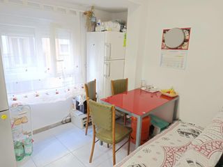Flat in Avenida de la Paz. Oportunidad para inversores. piso con inquilinos alquilados