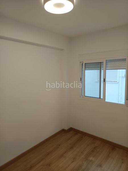 Foto 2da4b1b9-1847-4bef-96c0-75d4bf0f80df. Pis a Avenida de la Paz Xirivella