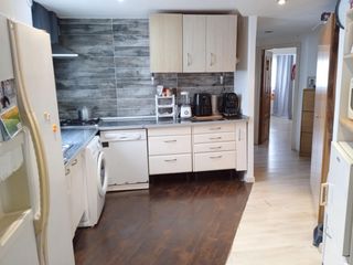 Etagenwohnung in Avenida de la Paz. Piso reformado para entrar a vivir con 2 habitaciones y balcón.