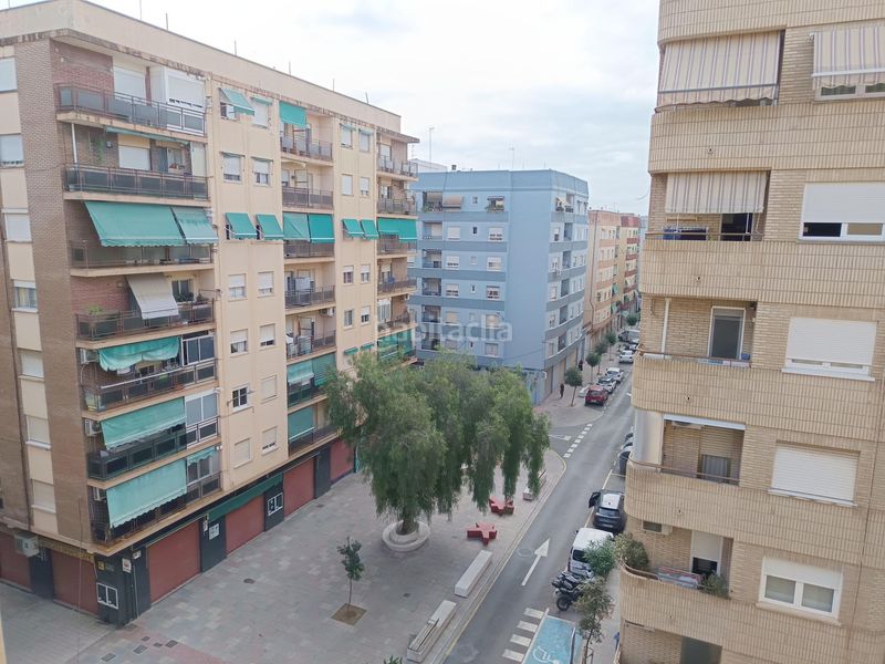 Foto c0c0e820-d894-4514-ac10-1449348102e3. Pis a País Valencià Mislata