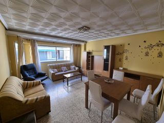 Miete Etagenwohnung in Casas Verdes - Ermita. Se alquila piso en godella